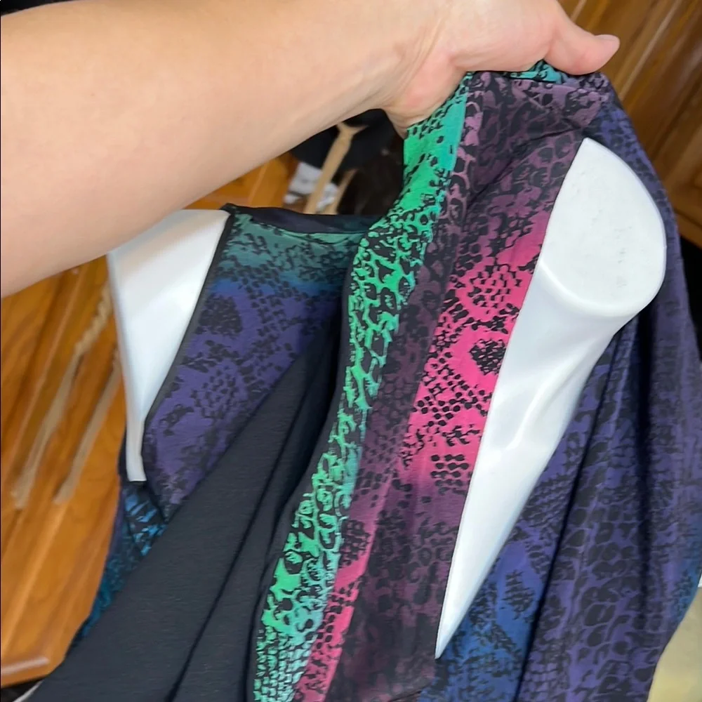 Louis Vuitton Purple Blue Graphic Wrap Blouse - Picture 11 of 16